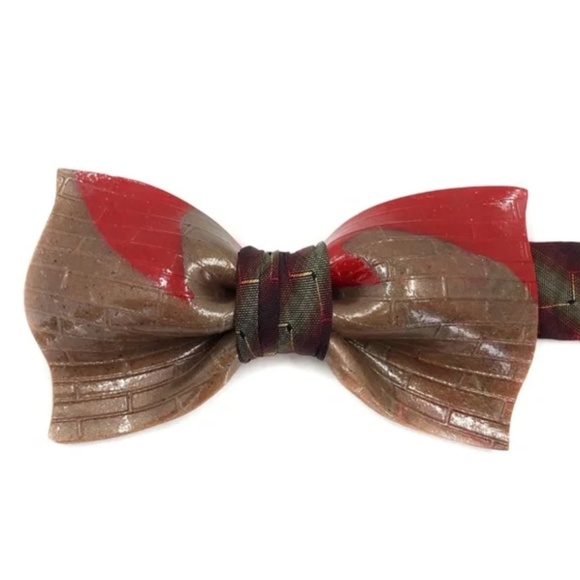 Guillotine Sculpted Bow Tie: Cade - Picture 2 of 3